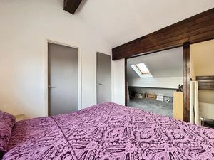 ANNE CLOSE- click for photo gallery